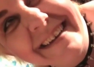 Close-up action with a kinky babe