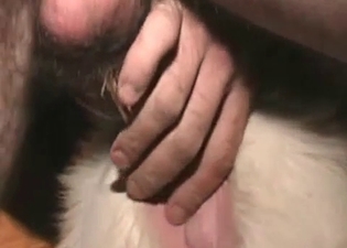 Dude cannot stop fucking that hole